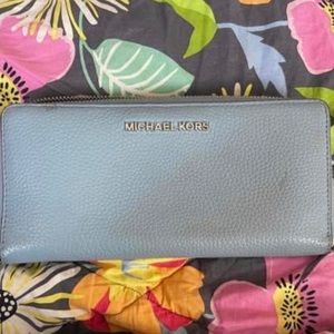 Blue open face wallet